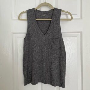 Madewell Whisper Cotton V-Neck Pocket Tank (Heathered Gray)